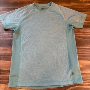 Fjallraven Light Blue Short‎ Sleeve Tee mens small